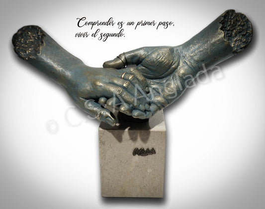 TU MANO EN LA MÍA