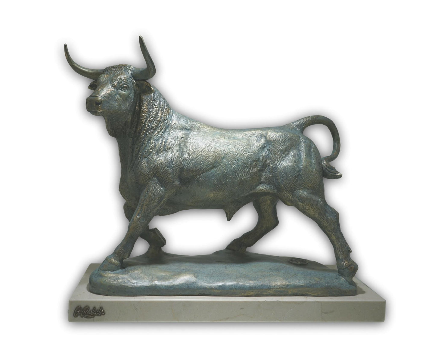 TORO BRAVO