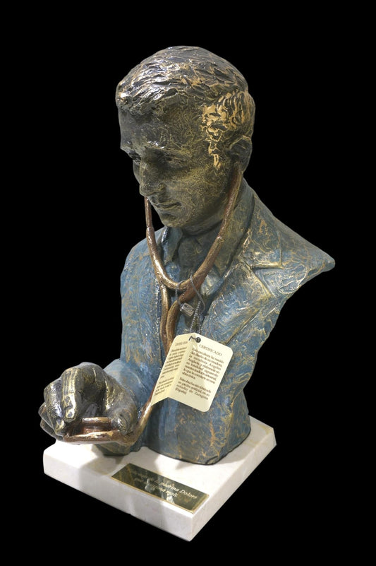 MÉDICO con base de mármol