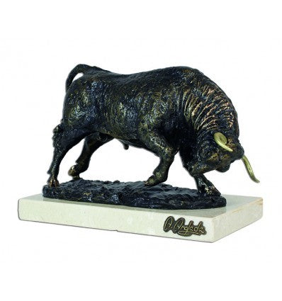 TORO ESTRIÓN