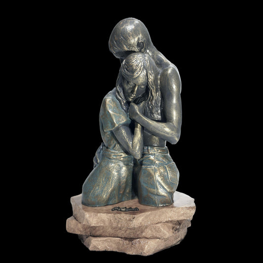 BUSTO EMBRACE