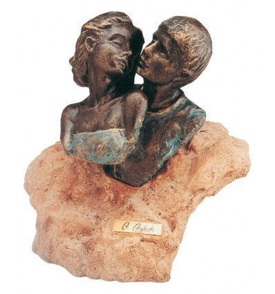 PRIMER AMOR