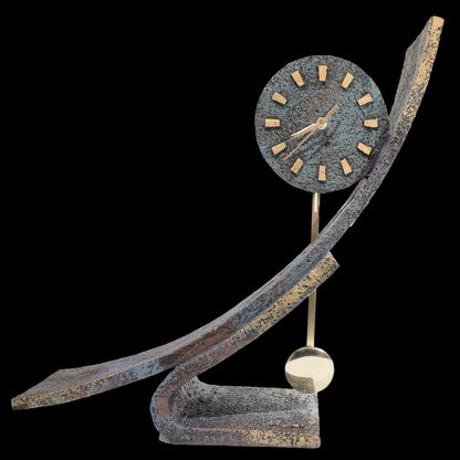Slope clock