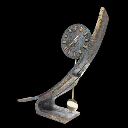 Slope clock
